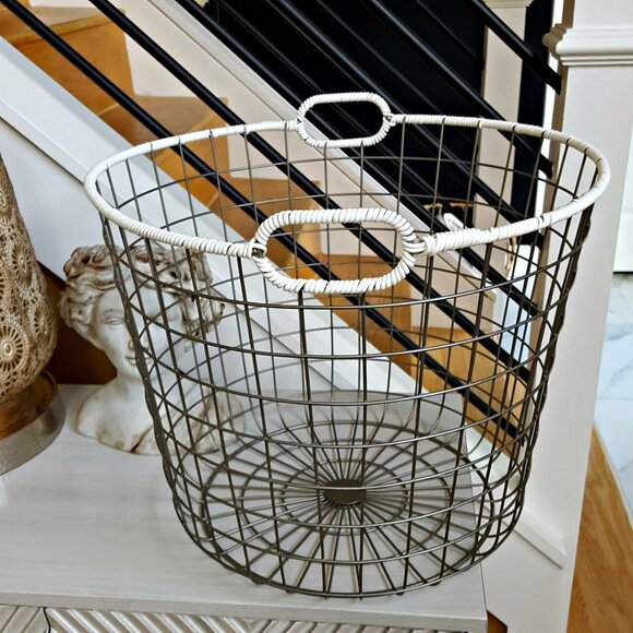 NEW! BOHO FARMHOUSE Large METAL WIRE BASKET - Picture 2 of 4